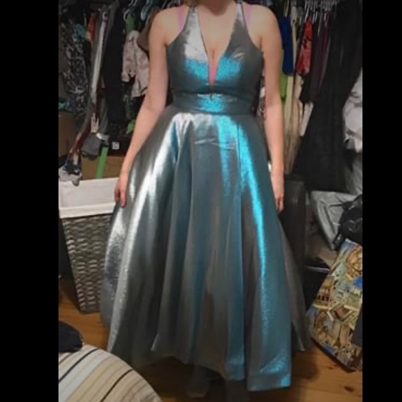 Prom Grad Bridesmaid gown - Picture 3 of 3